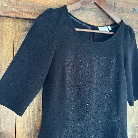 Anthropologie Deletta Boucle Shimmer Sequins Sweater in black. Size: Medium - Picture 3 of 8